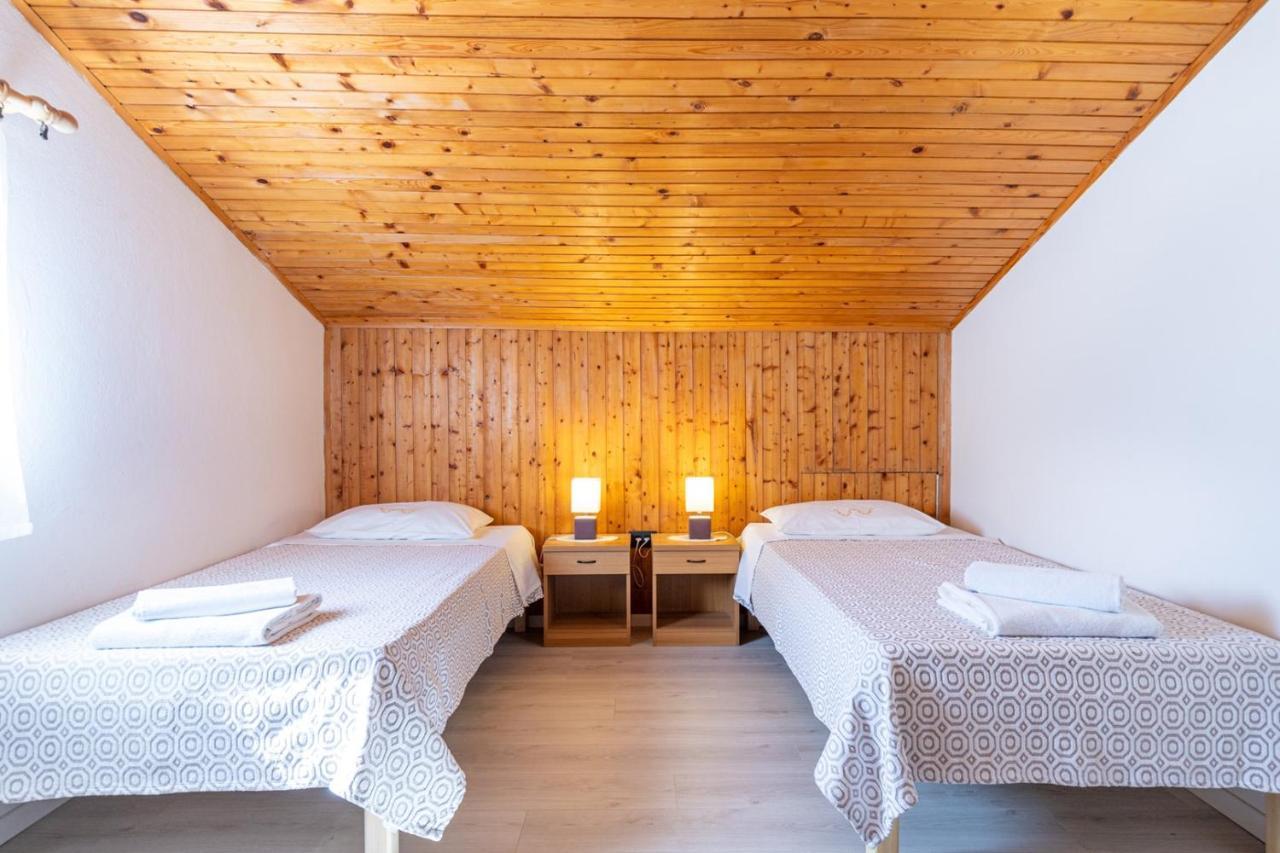 Apartments Ada Near The Sea Porec Ngoại thất bức ảnh