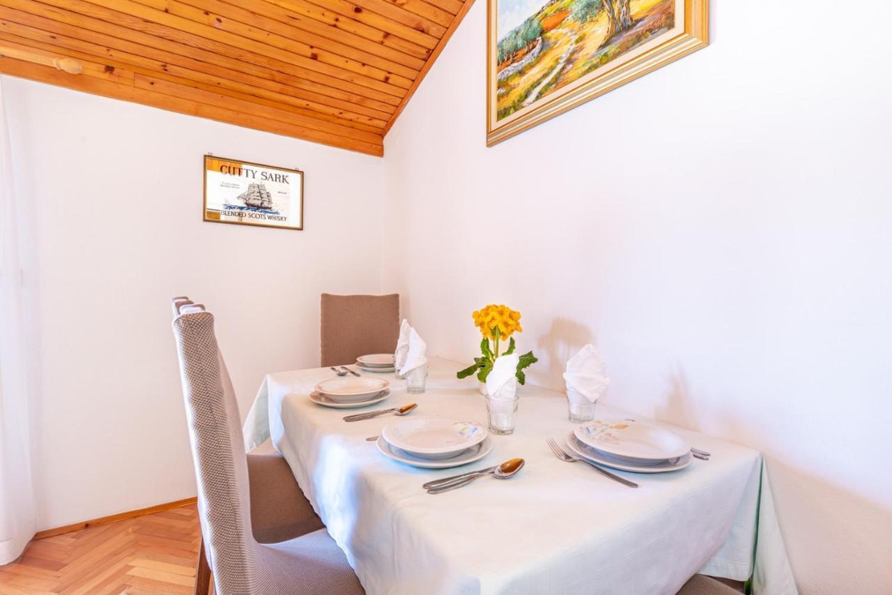 Apartments Ada Near The Sea Porec Ngoại thất bức ảnh