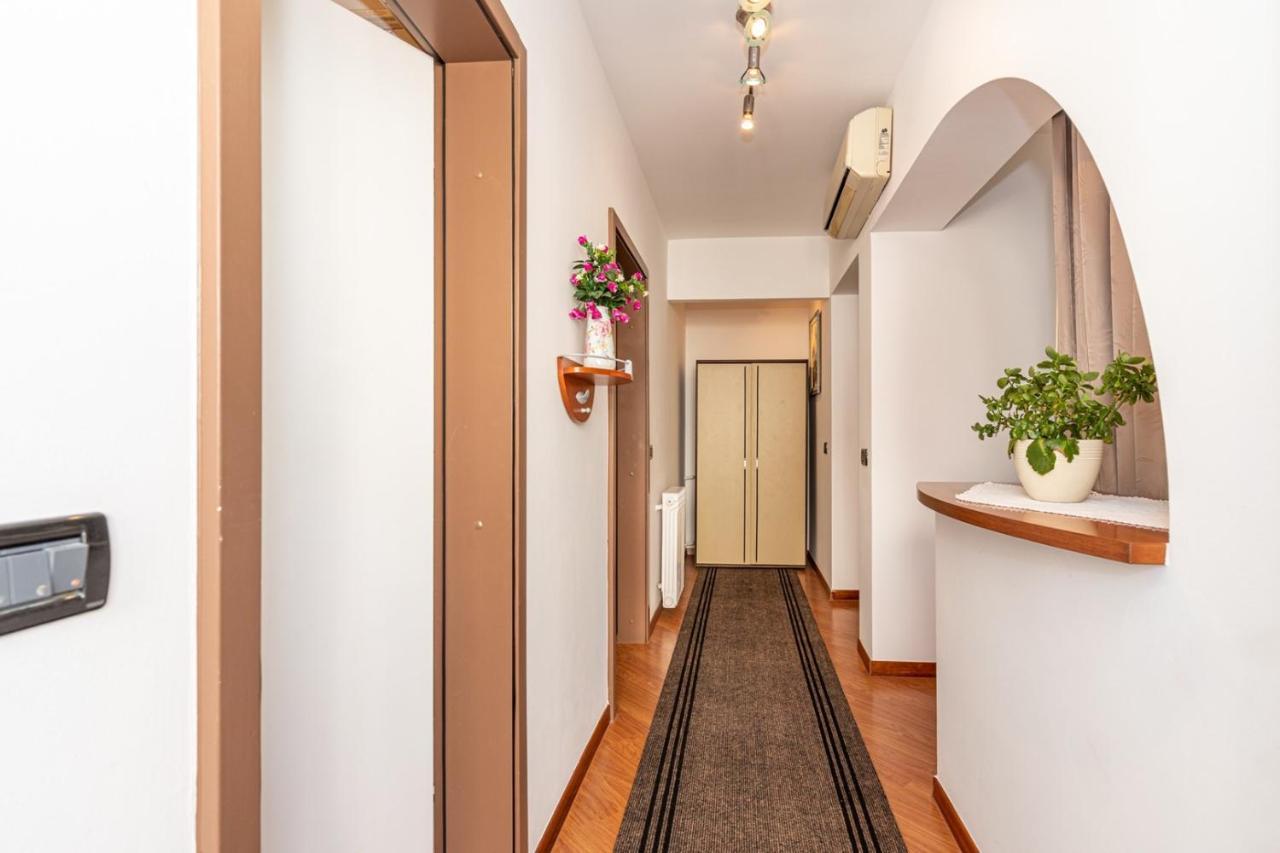 Apartments Ada Near The Sea Porec Ngoại thất bức ảnh